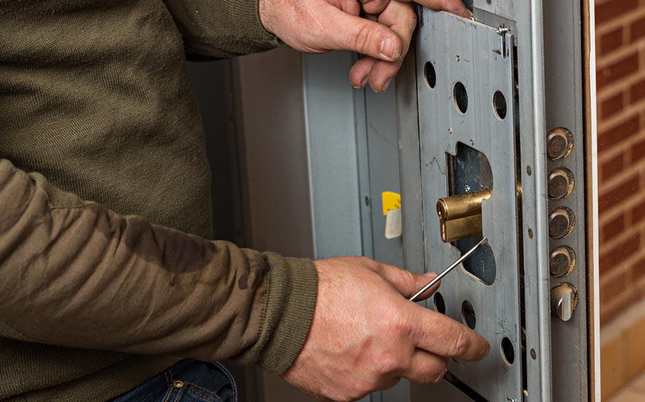 ouvrir une porte blindée avec une radio Dammartin-en-Goële